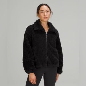 Lululemon Cinchable Fleece Zip Up in Black